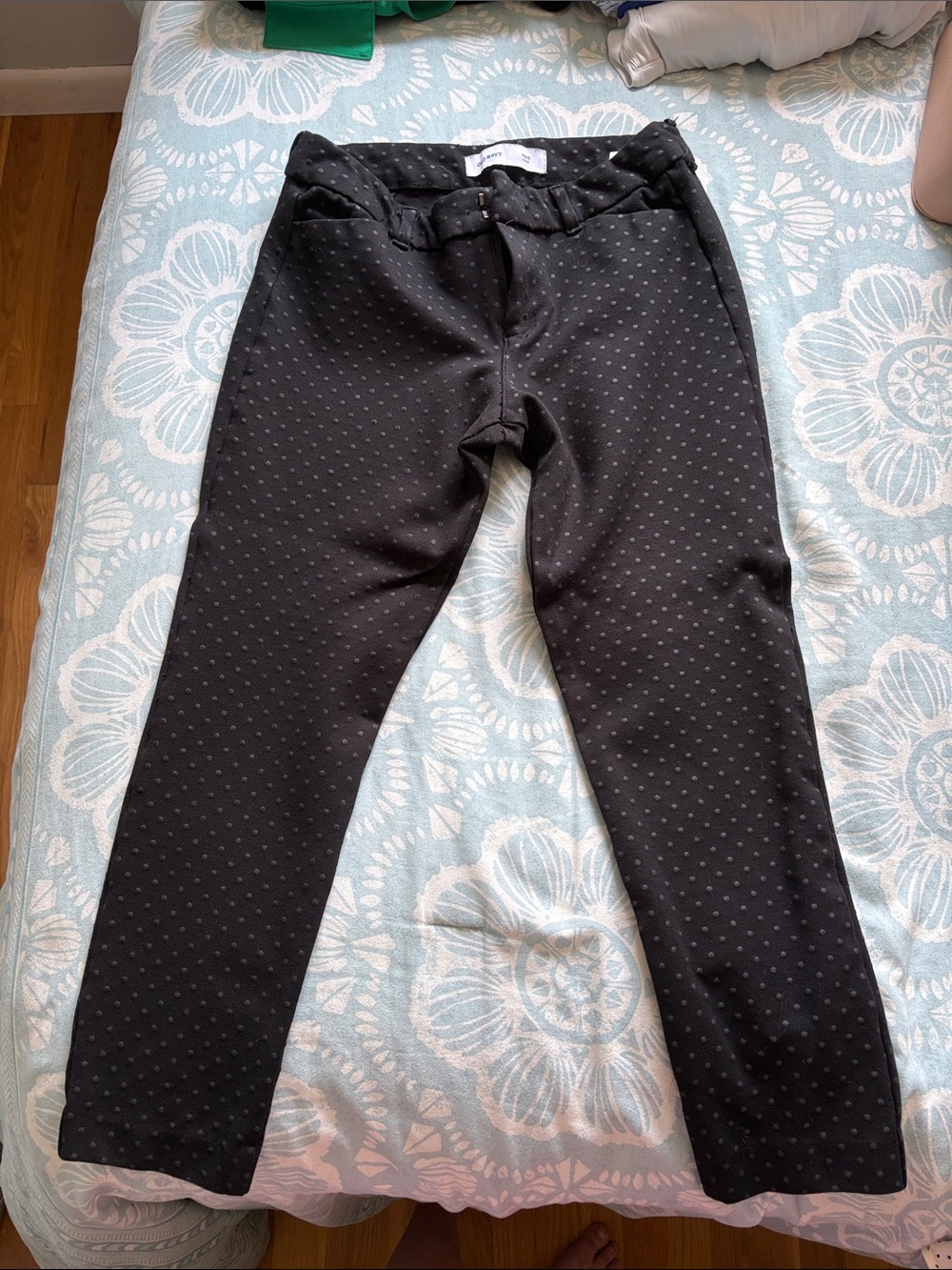 Old Navy Black Polka Dot Pixie Ankle Pants